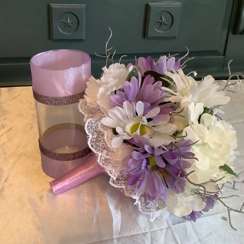 Bouquet holder/vase with satin ribbon and rhinestones….you pick colors